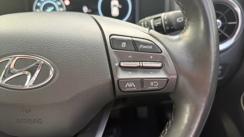 Hyundai KONA 1.0 TGDi 48V MHEV Ultimate 5dr Petrol Hatchback - Image 35