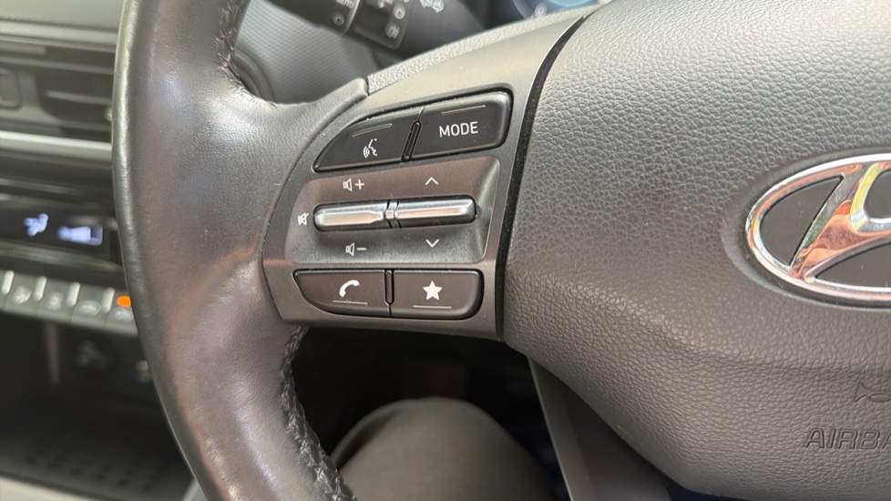 Hyundai KONA 1.0 TGDi 48V MHEV Ultimate 5dr Petrol Hatchback - Image 38