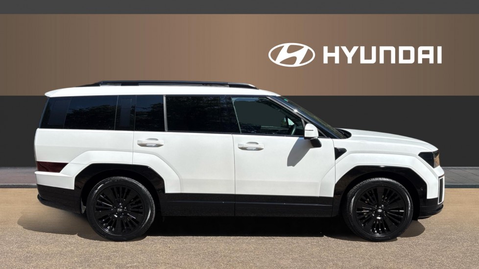 Hyundai SANTA FE 1.6 TGDi Hybrid Calligraphy 5dr 4WD Auto Hybrid Estate - Image 5