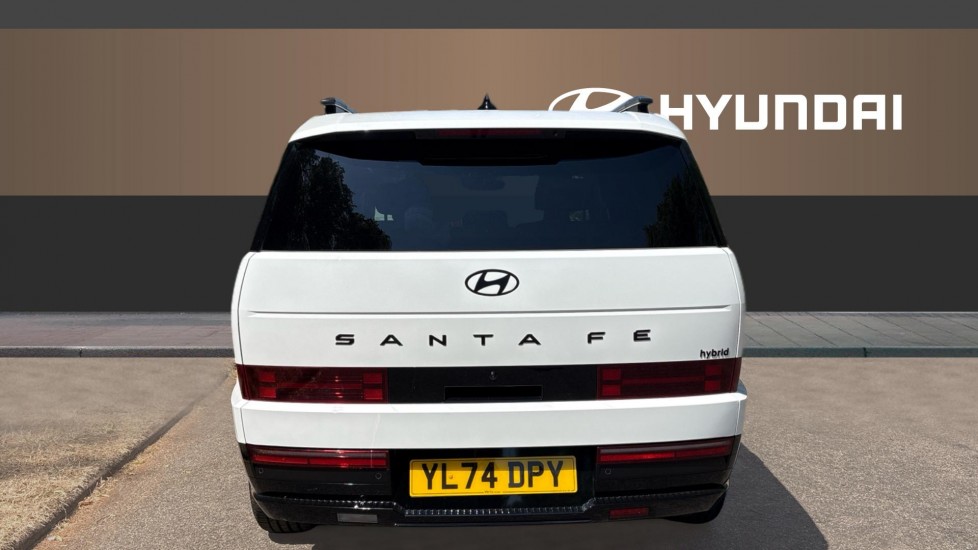 Hyundai SANTA FE 1.6 TGDi Hybrid Calligraphy 5dr 4WD Auto Hybrid Estate - Image 6