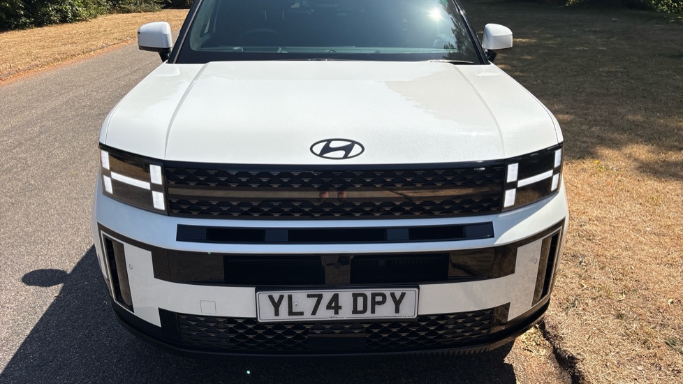 Hyundai SANTA FE 1.6 TGDi Hybrid Calligraphy 5dr 4WD Auto Hybrid Estate - Image 8