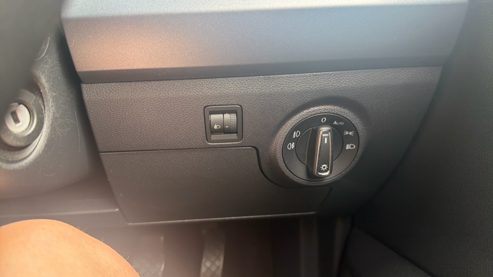 SEAT Arona 1.0 TSI SE Technology [EZ] 5dr Petrol Hatchback - Image 26