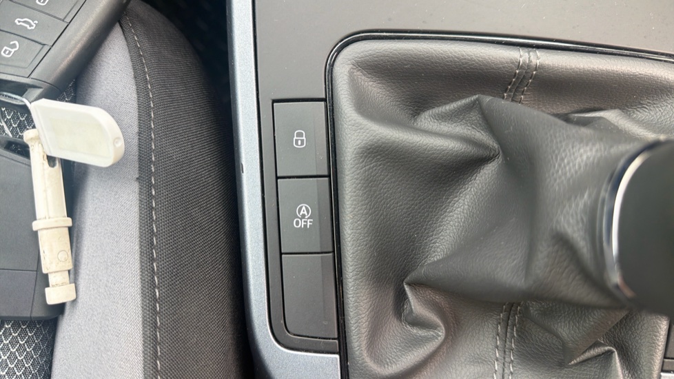 SEAT Arona 1.0 TSI SE Technology [EZ] 5dr Petrol Hatchback - Image 32