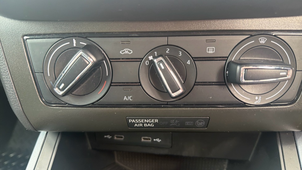 SEAT Arona 1.0 TSI SE Technology [EZ] 5dr Petrol Hatchback - Image 36