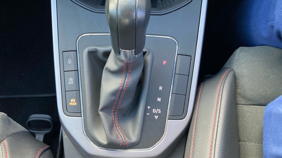 SEAT Arona 1.0 TSI 110 FR Sport [EZ] 5dr DSG Petrol Hatchback - Image 33