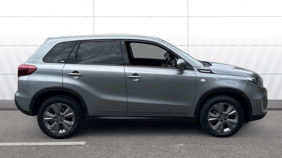 Suzuki Vitara 1.4 Boosterjet 48V Hybrid SZ-T 5dr Petrol Estate - Image 5