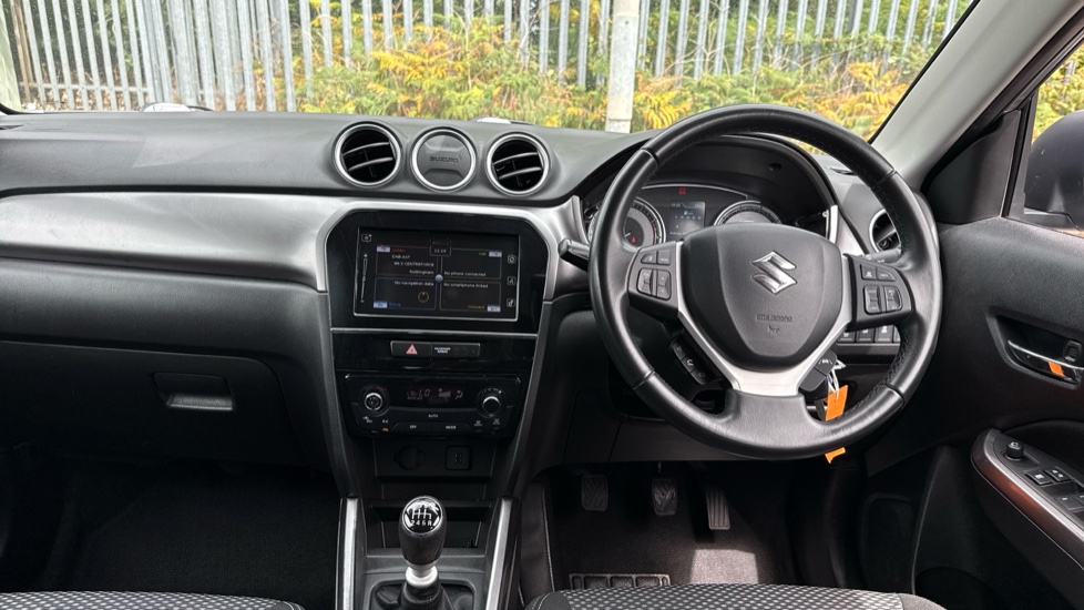 Suzuki Vitara 1.4 Boosterjet 48V Hybrid SZ-T 5dr Petrol Estate - Image 10
