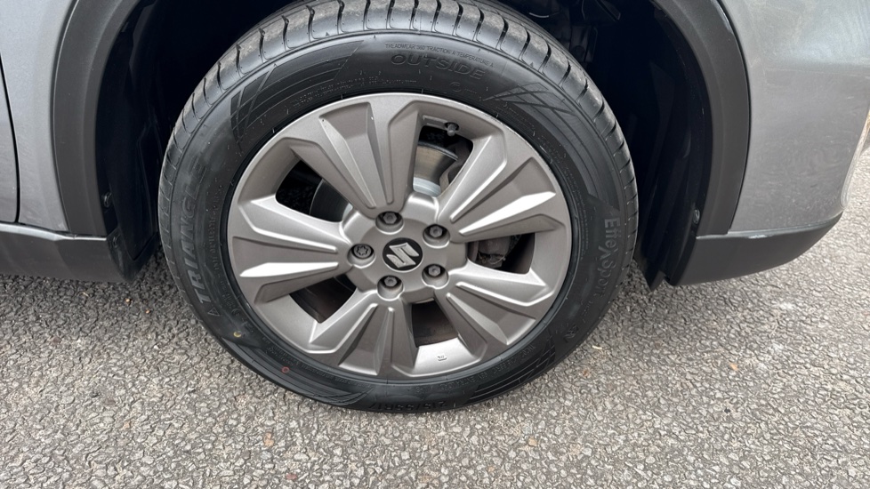 Suzuki Vitara 1.4 Boosterjet 48V Hybrid SZ-T 5dr Petrol Estate - Image 31