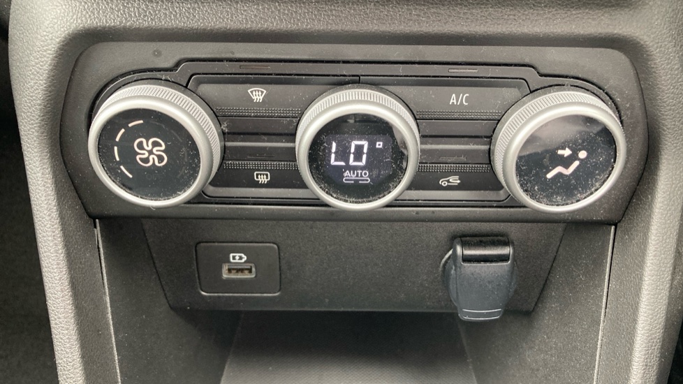 Dacia Sandero Stepway 1.0 TCe Journey 5dr Petrol Hatchback - Image 48