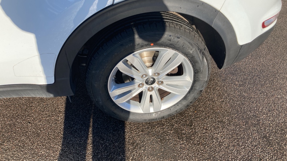 Kia Sportage 1.6 GDi ISG 2 5dr Petrol Estate - Image 35