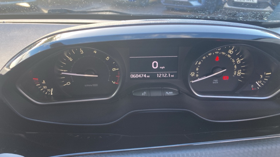 Peugeot 208 1.2 PureTech 110 GT Line 5dr [6 Speed] Petrol Hatchback - Image 18