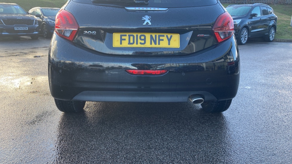 Peugeot 208 1.2 PureTech 110 GT Line 5dr [6 Speed] Petrol Hatchback - Image 35