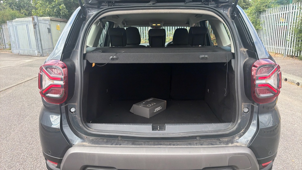 Dacia Duster 1.3 TCe 130 Expression 5dr Petrol Estate - Image 4