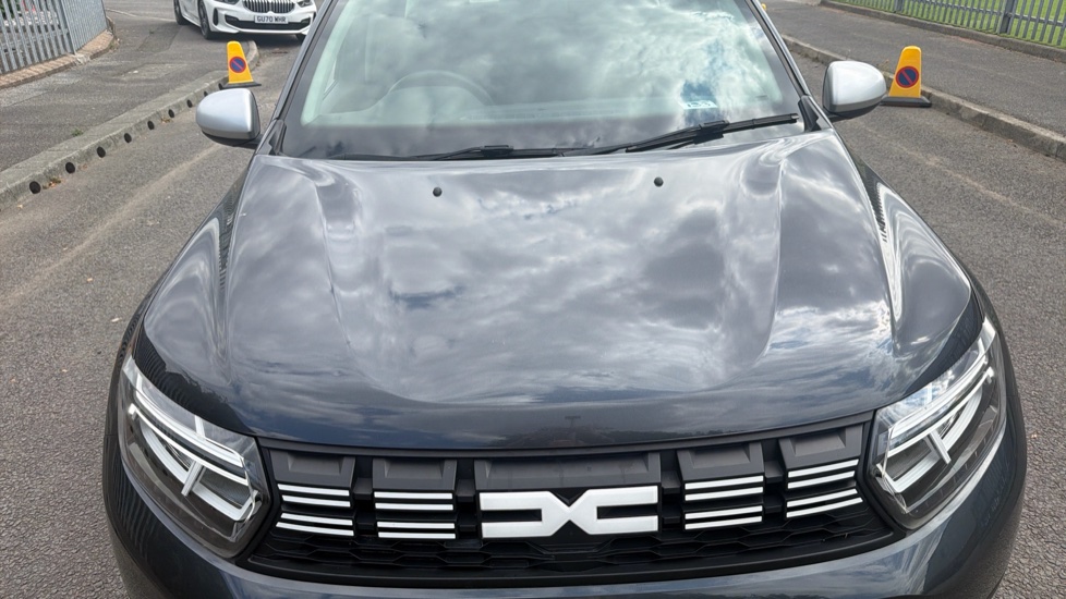 Dacia Duster 1.3 TCe 130 Expression 5dr Petrol Estate - Image 8