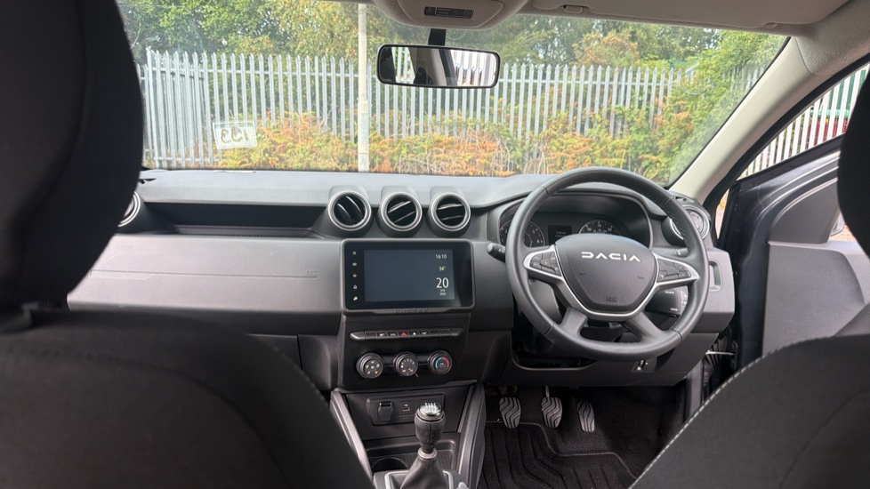 Dacia Duster 1.3 TCe 130 Expression 5dr Petrol Estate - Image 10