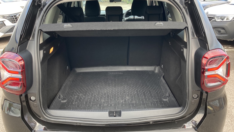 Dacia Duster 1.3 TCe 150 Journey 5dr EDC Petrol Estate - Image 4