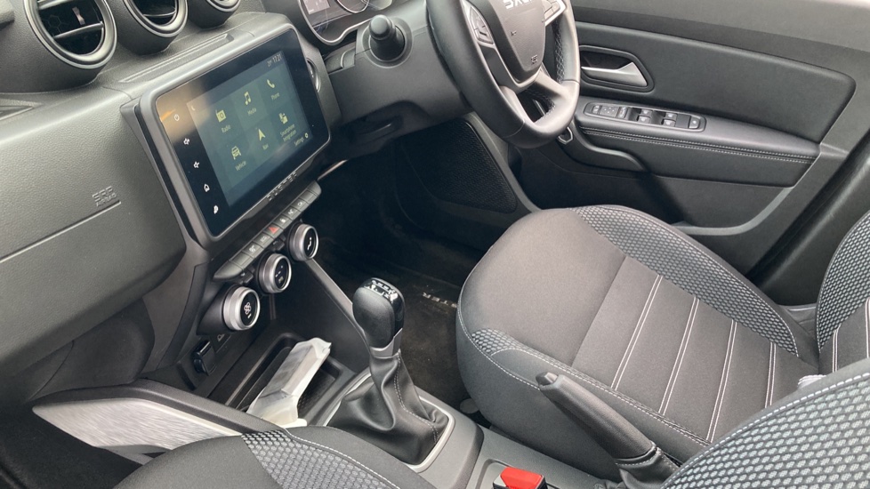 Dacia Duster 1.3 TCe 150 Journey 5dr EDC Petrol Estate - Image 13