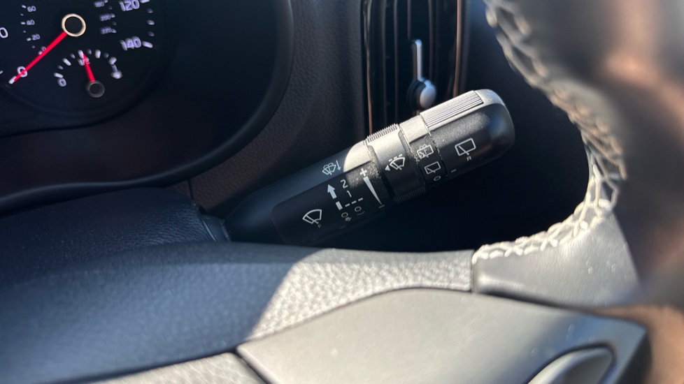 Kia Picanto 1.25 2 5dr Auto Petrol Hatchback - Image 28