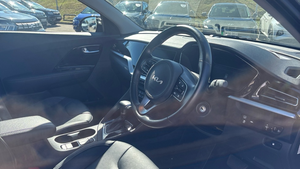 Kia Niro 1.6 GDi Hybrid 3 5dr DCT Hybrid Estate - Image 11
