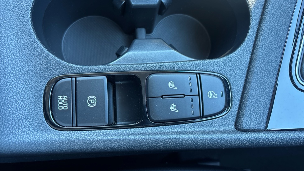 Kia Niro 1.6 GDi Hybrid 3 5dr DCT Hybrid Estate - Image 28
