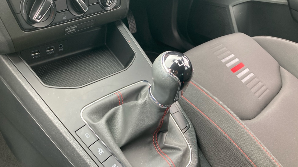SEAT Ibiza 1.0 TSI 95 FR [EZ] 5dr Petrol Hatchback - Image 13