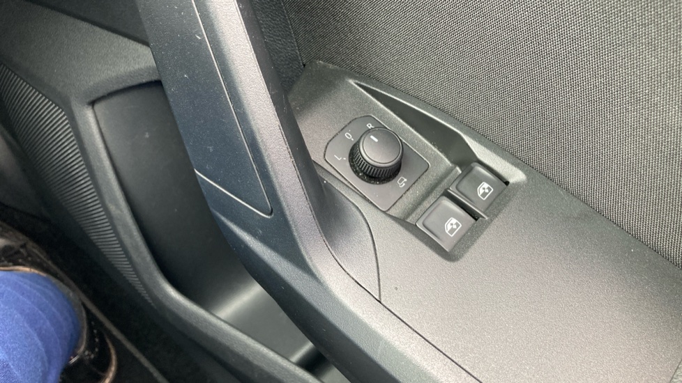SEAT Ibiza 1.0 TSI 95 FR [EZ] 5dr Petrol Hatchback - Image 26