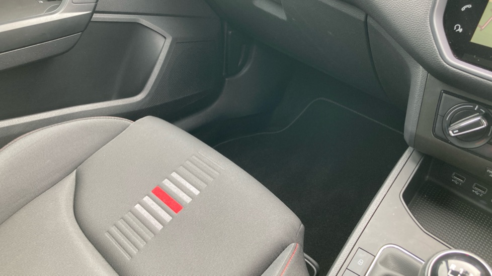 SEAT Ibiza 1.0 TSI 95 FR [EZ] 5dr Petrol Hatchback - Image 30