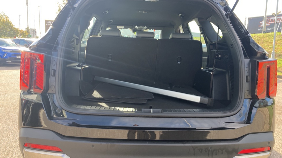 Kia Sorento 1.6 T-GDi HEV 2 5dr Auto Hybrid Station Wagon - Image 4