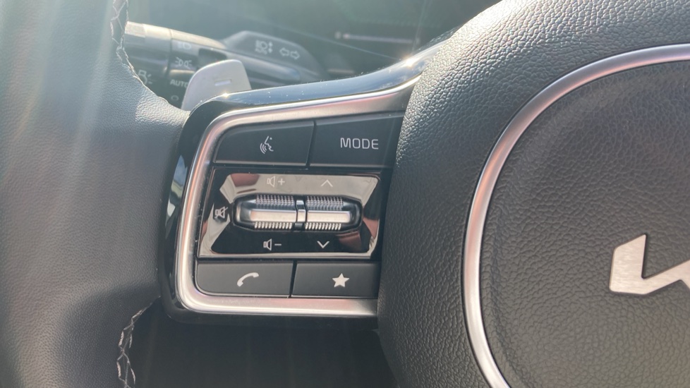 Kia Sorento 1.6 T-GDi HEV 2 5dr Auto Hybrid Station Wagon - Image 21