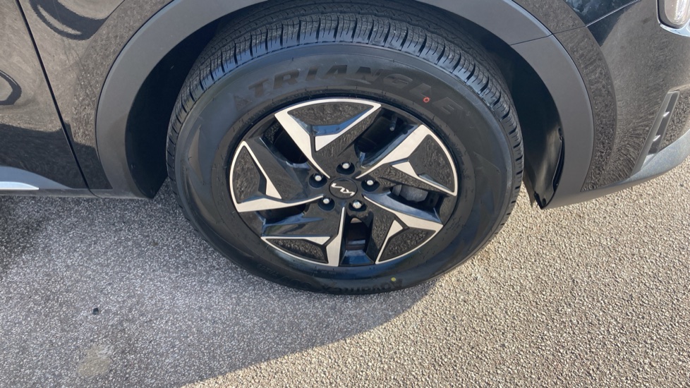 Kia Sorento 1.6 T-GDi HEV 2 5dr Auto Hybrid Station Wagon - Image 32