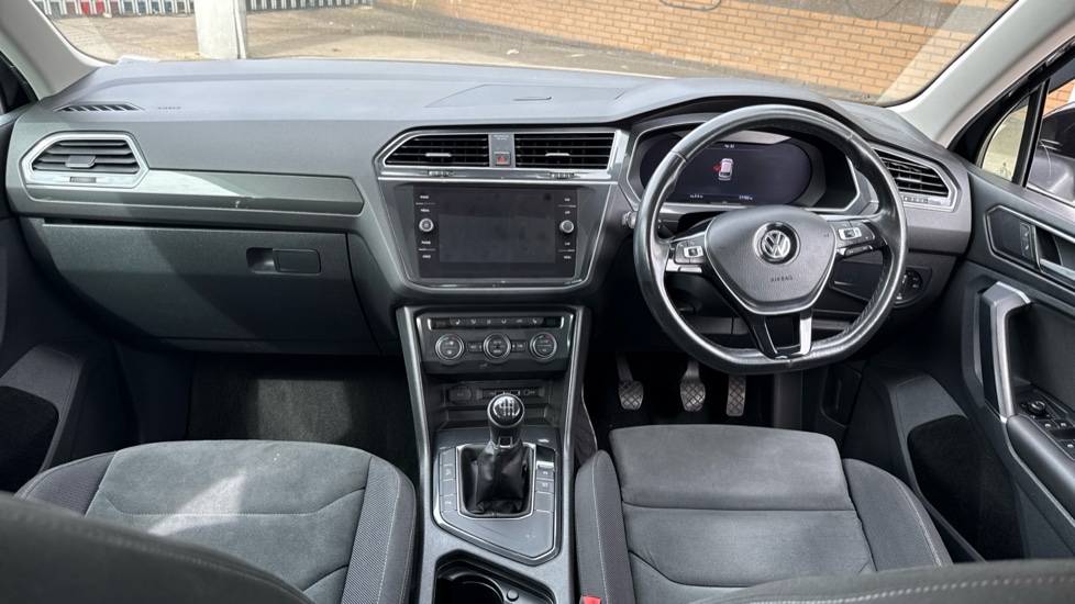 Volkswagen Tiguan 2.0 TDi 150 SEL 5dr Diesel Estate - Image 10