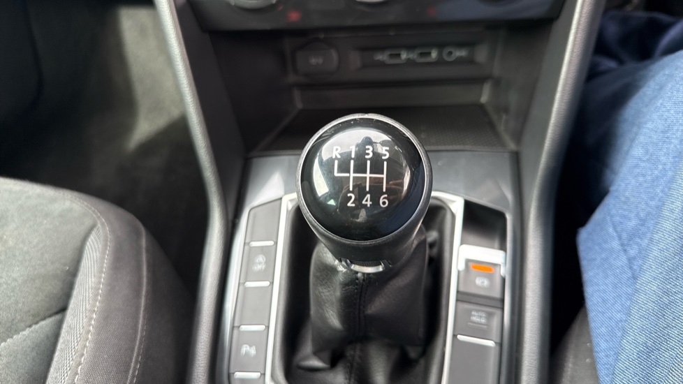 Volkswagen Tiguan 2.0 TDi 150 SEL 5dr Diesel Estate - Image 23