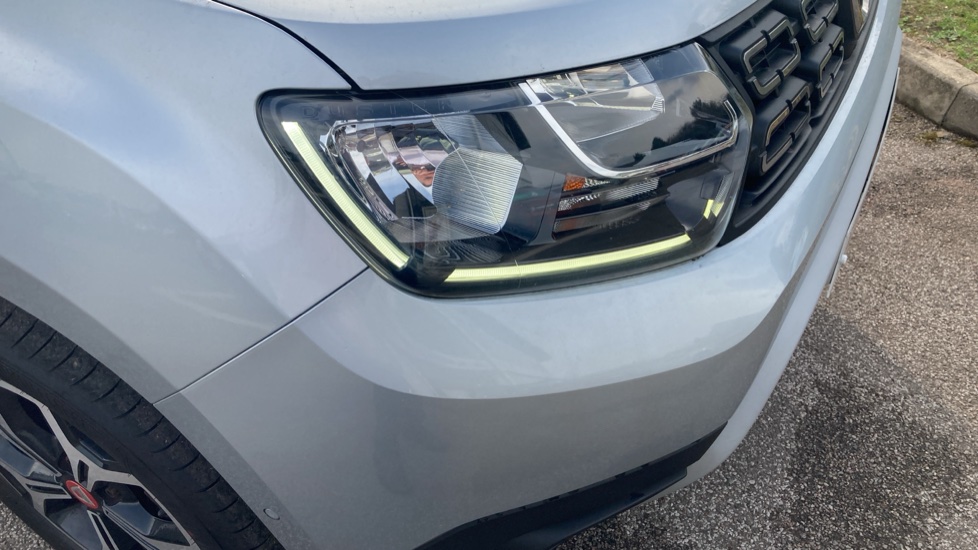 Dacia Duster 1.3 TCe 130 Techroad 5dr Petrol Estate - Image 35