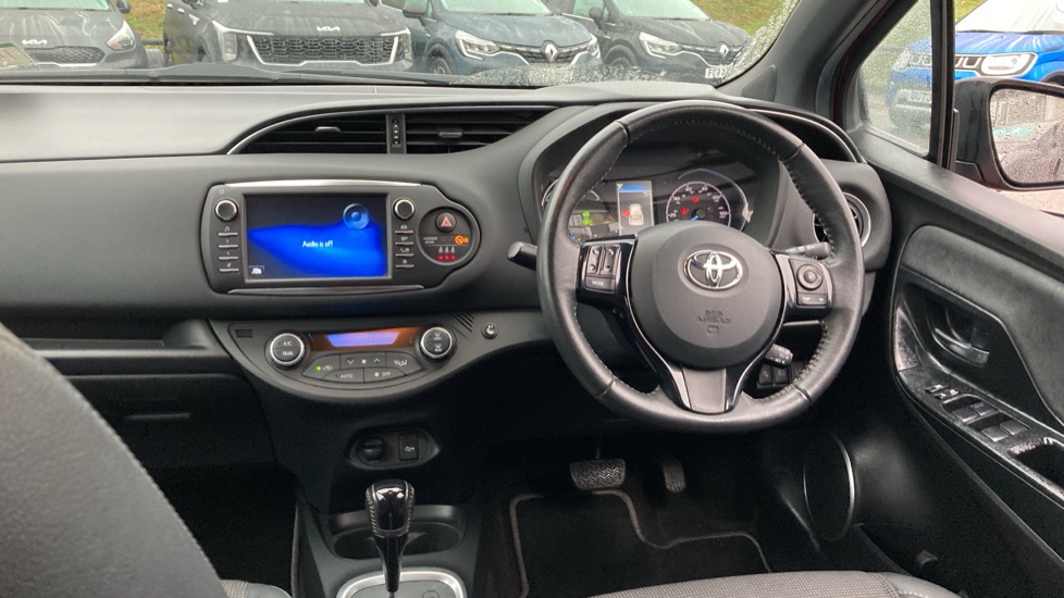 Toyota Yaris 1.5 Hybrid Excel 5dr CVT Hybrid Hatchback - Image 10