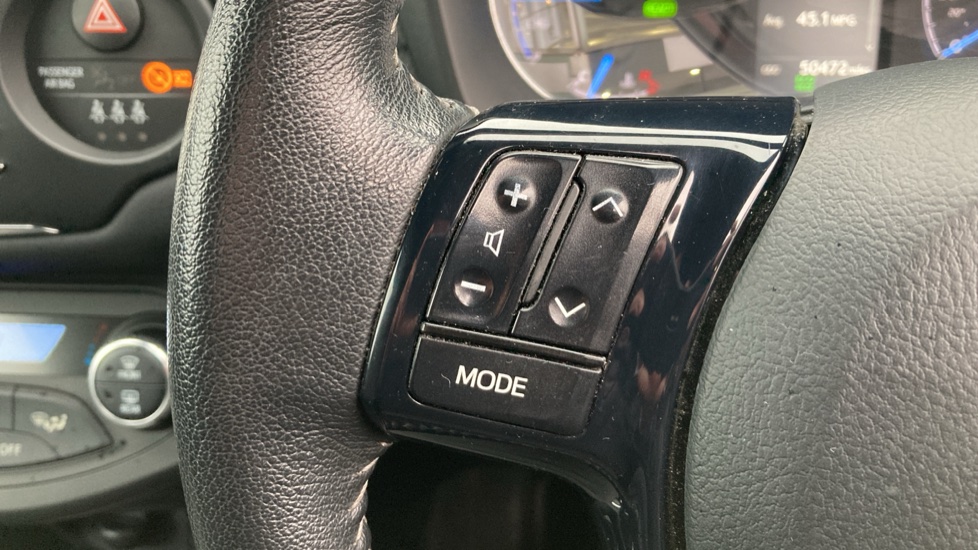 Toyota Yaris 1.5 Hybrid Excel 5dr CVT Hybrid Hatchback - Image 21