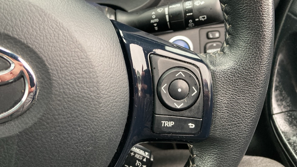 Toyota Yaris 1.5 Hybrid Excel 5dr CVT Hybrid Hatchback - Image 22