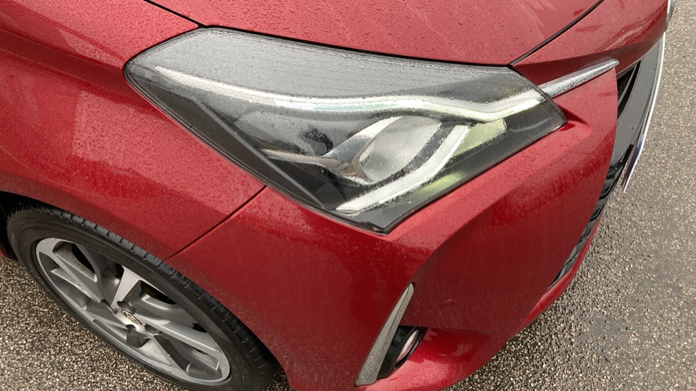 Toyota Yaris 1.5 Hybrid Excel 5dr CVT Hybrid Hatchback - Image 32