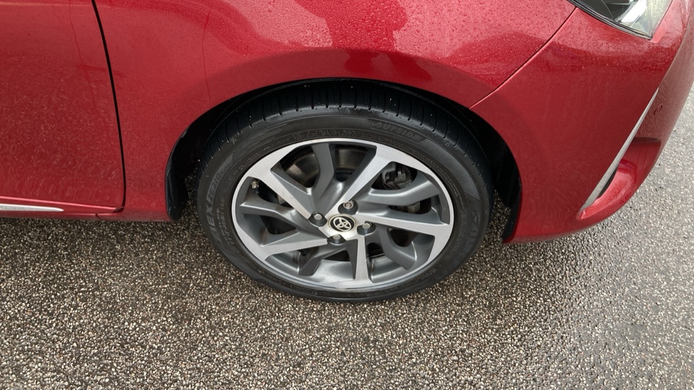 Toyota Yaris 1.5 Hybrid Excel 5dr CVT Hybrid Hatchback - Image 33