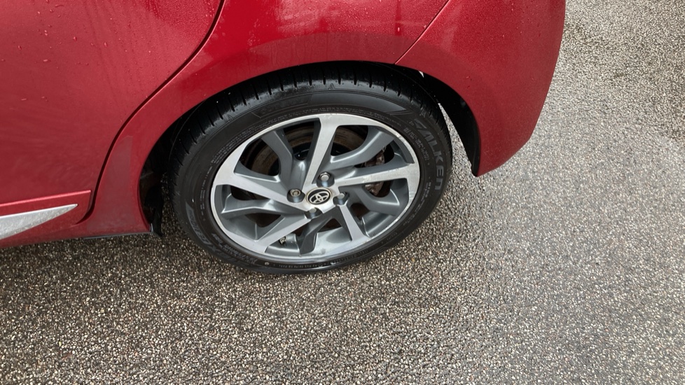 Toyota Yaris 1.5 Hybrid Excel 5dr CVT Hybrid Hatchback - Image 35