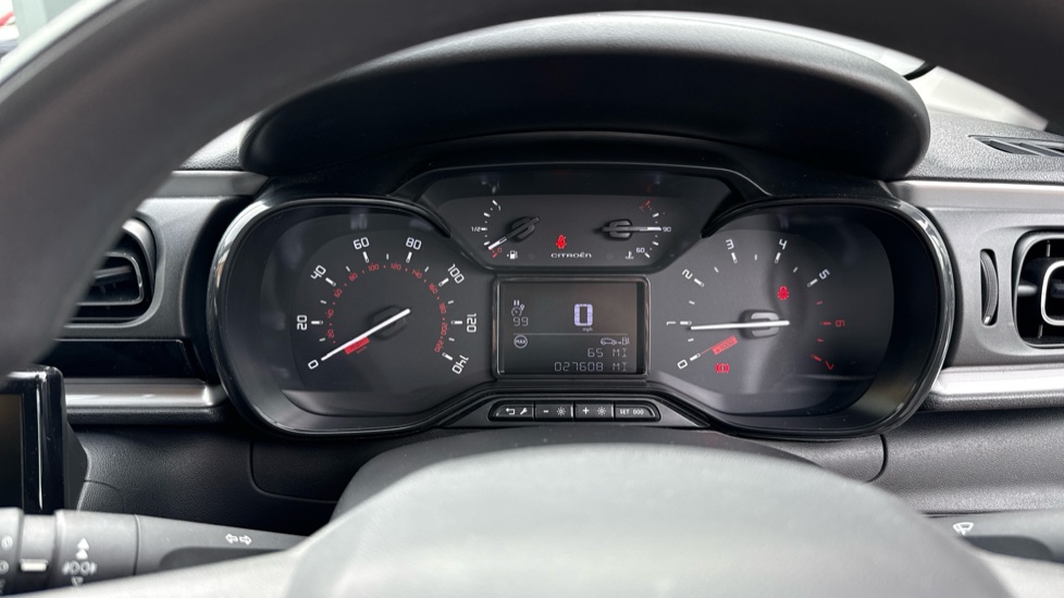 Citroen C3 1.2 PureTech Shine 5dr Petrol Hatchback - Image 18