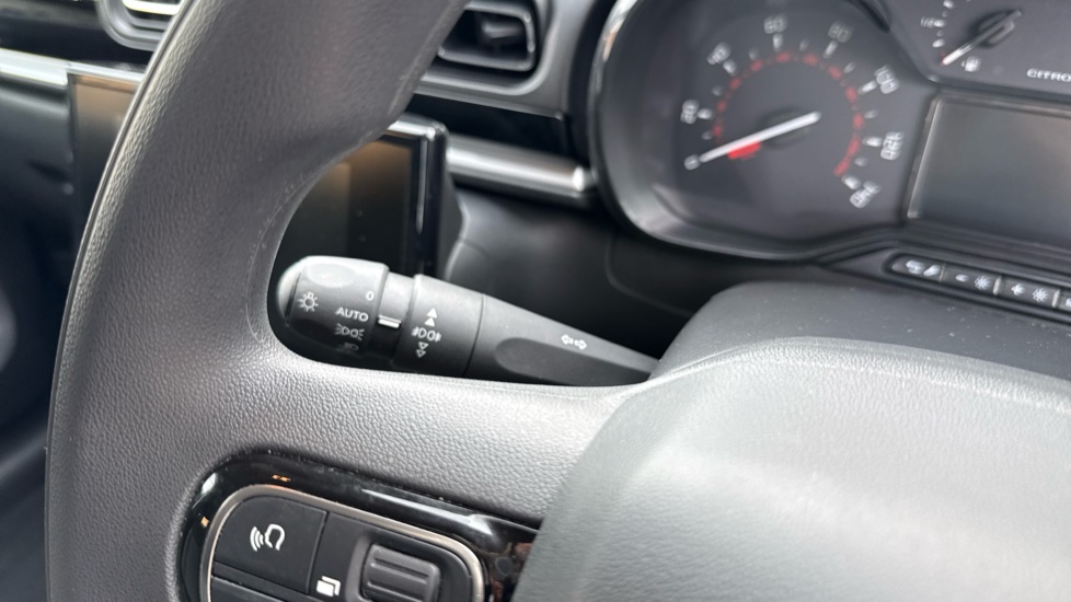 Citroen C3 1.2 PureTech Shine 5dr Petrol Hatchback - Image 23