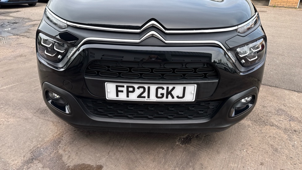 Citroen C3 1.2 PureTech Shine 5dr Petrol Hatchback - Image 38