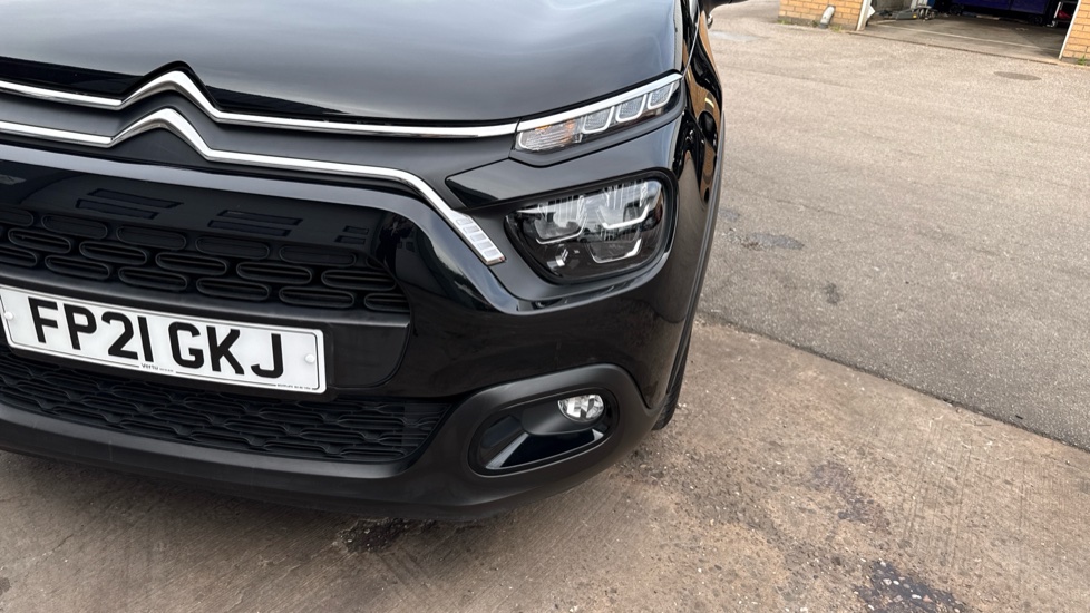 Citroen C3 1.2 PureTech Shine 5dr Petrol Hatchback - Image 39