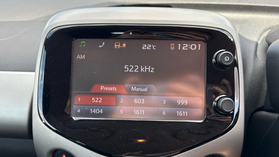 Toyota Aygo 1.0 VVT-i X-Play 5dr Petrol Hatchback - Image 12