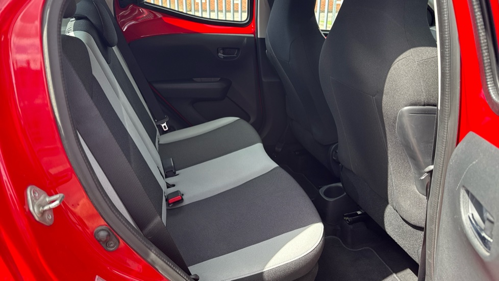 Toyota Aygo 1.0 VVT-i X-Play 5dr Petrol Hatchback - Image 16