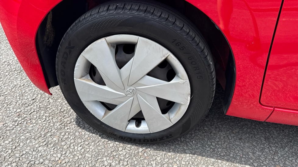 Toyota Aygo 1.0 VVT-i X-Play 5dr Petrol Hatchback - Image 28