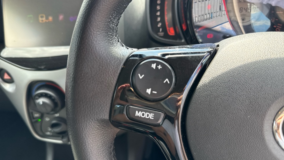 Toyota Aygo 1.0 VVT-i X-Play 5dr Petrol Hatchback - Image 37