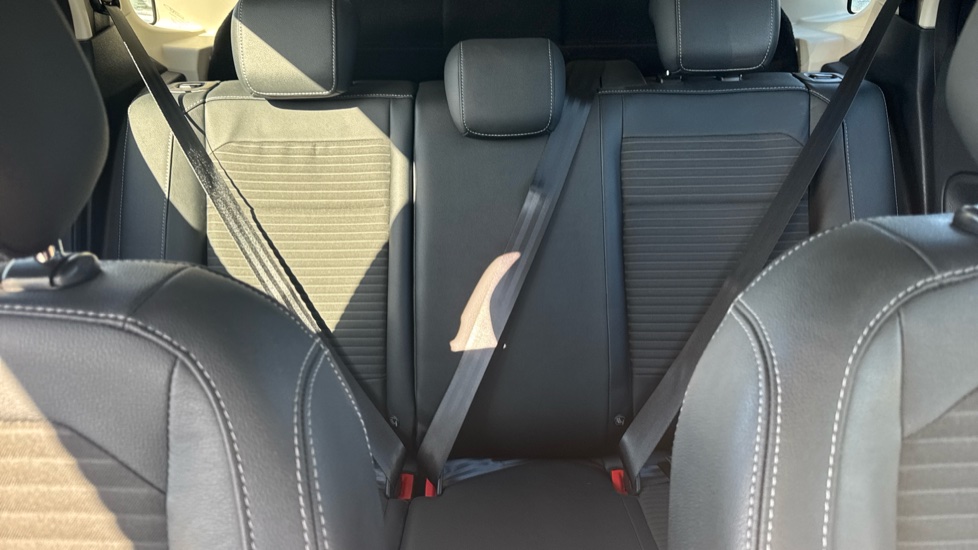 Ford EcoSport 1.0 EcoBoost 125 Titanium 5dr Auto Petrol Hatchback - Image 15