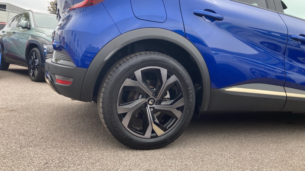Renault Captur 1.6 E-Tech Plug-in hybrid 160 Engineered 5dr Auto Hatchback - Image 7