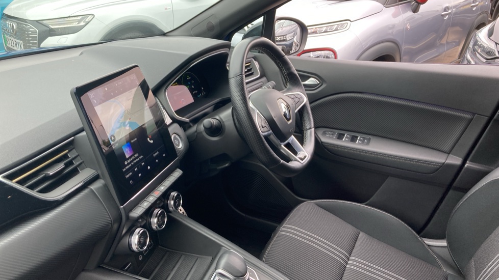 Renault Captur 1.6 E-Tech Plug-in hybrid 160 Engineered 5dr Auto Hatchback - Image 9